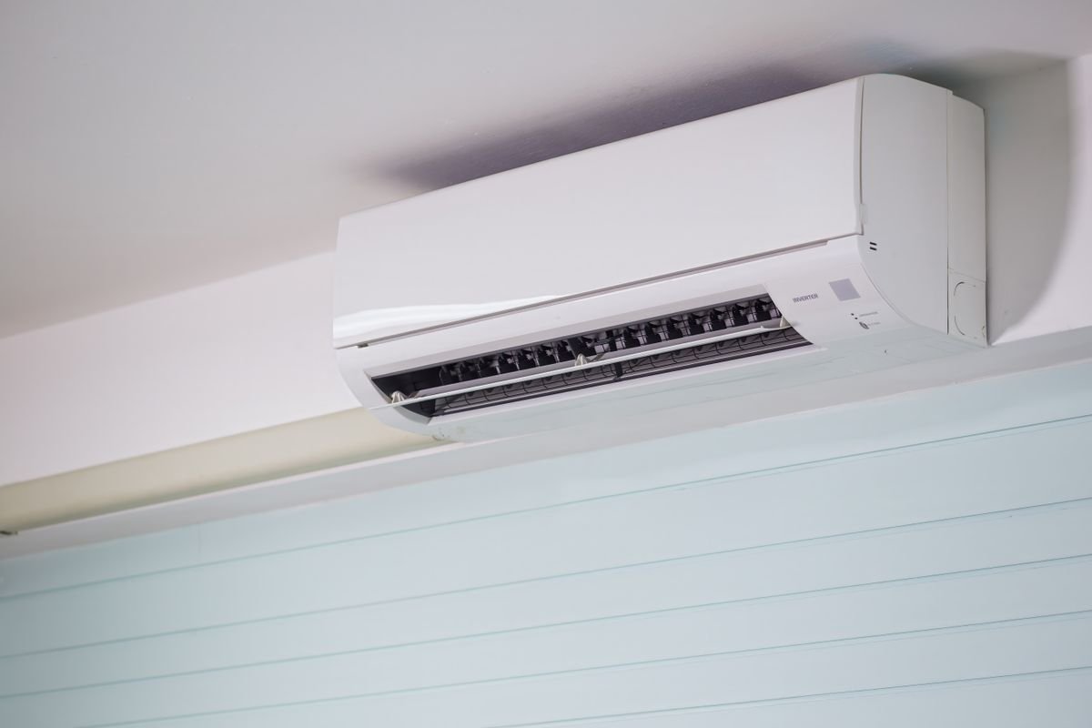 Air conditioner not cooling indoor split system unit